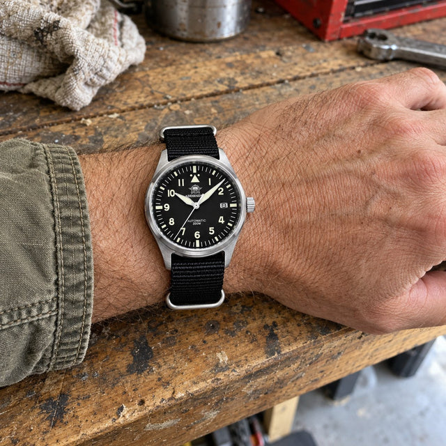 Brakmoor Automatic 200M — Sapphire Dive Watch with Japanese NH35A Movement
