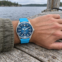 Brakmoor Quartzo 300 — Light-Charged 30ATM Dive Watch